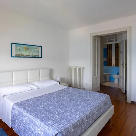 Belvedere Lakeview Historic Center شقة